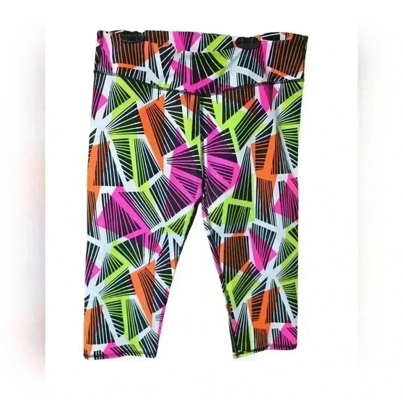 Fabletics Activewear Capri size Large - Picture 1 of 4